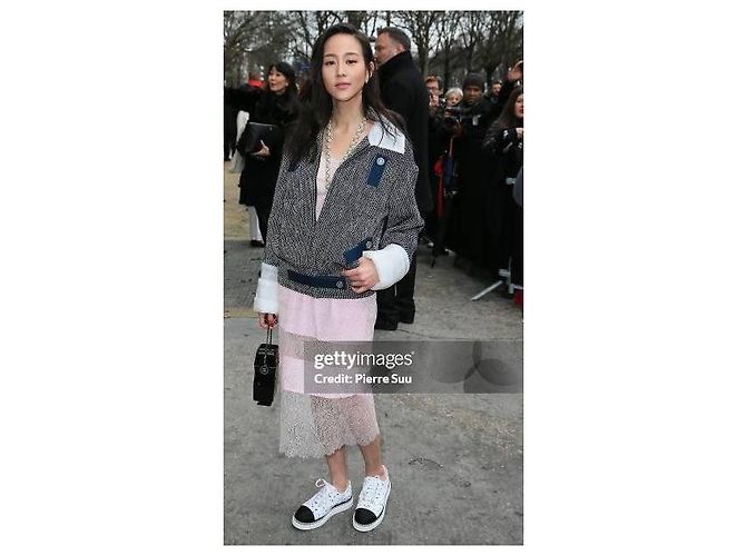 CHANEL 2017 NERO BIANCO TWEED PERLA TRIM LACE UP OXFORD SNEAKER FLATS EU 38.5 - vista 12