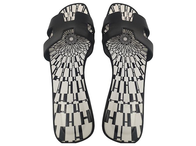 Infradito Hermès Oran in pelle di vitello nera Nero - vista 4