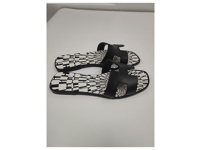 Infradito Hermès Oran in pelle di vitello nera Nero - vista 5