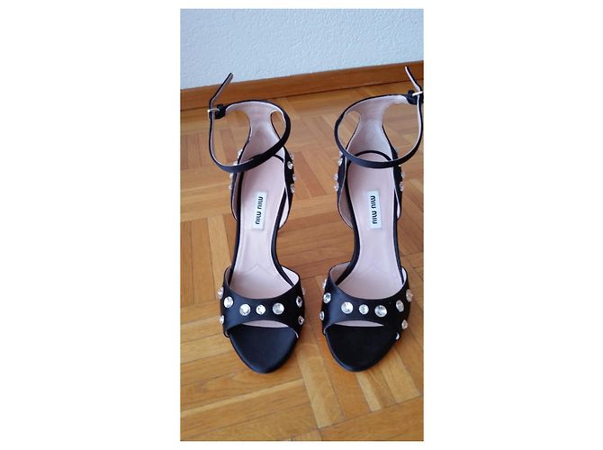 MIU MIU SANDALO IN SATIN E CRISTALLI. Nero - vista 3