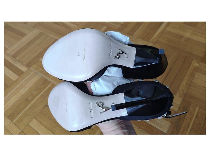 MIU MIU SANDALO IN SATIN E CRISTALLI. Nero - vista 8