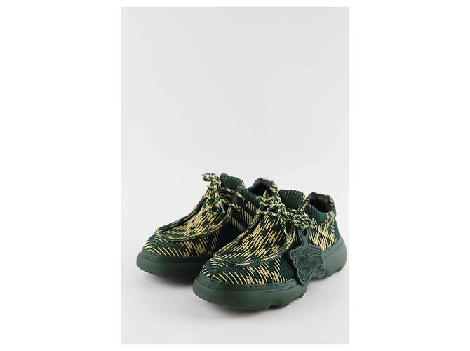 Burberry Chaussures à lacets vertes - vue 2