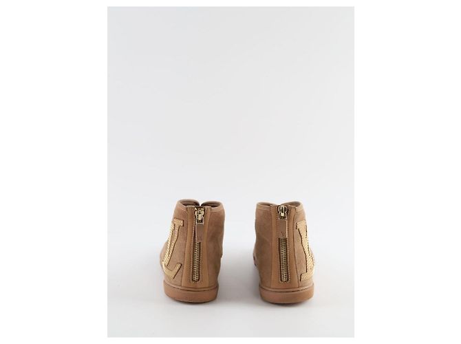 Louis Vuitton Beige Wildleder Schnürschuhe - Ansicht 2