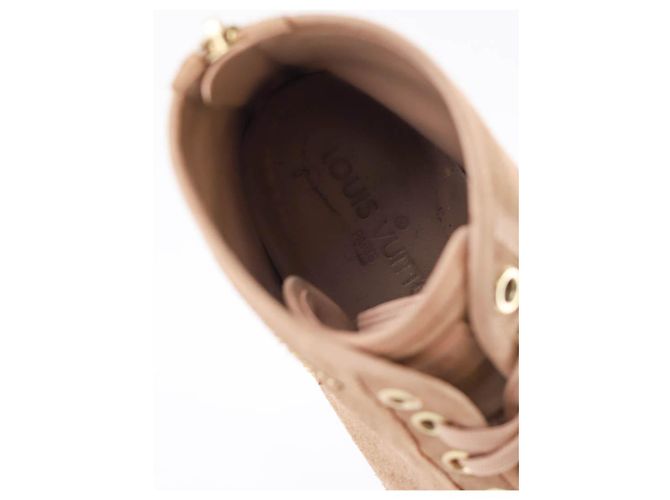 Louis Vuitton Beige Wildleder Schnürschuhe - Ansicht 6
