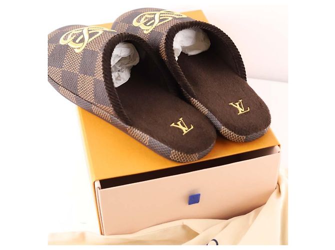 Pantofole marroni Louis Vuitton Marrone - vista 6