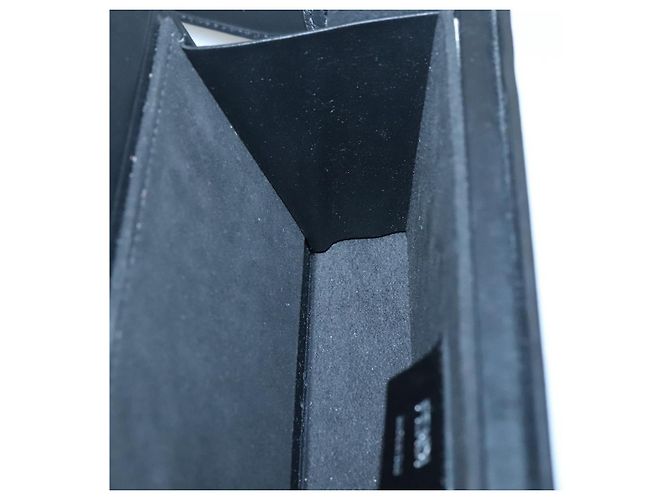 FENDI Box Schultertasche aus schwarzem Leder mit Silber authentisch hk2491 - Ansicht 13