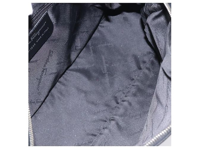 Bolsa de Ombro Vala em Nylon Preto e Prata da Salvatore Ferragamo Auth bs25066 - vista 10