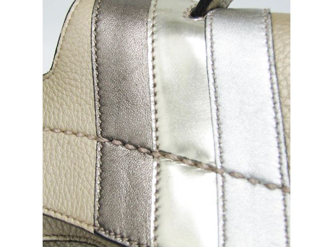 Borsa WAVE di Tod's Esclusiva Giappone Argento D'oro Bronzo - vista 16