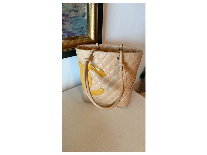 Borsa Chanel Cambon in pelle beige - vista 3