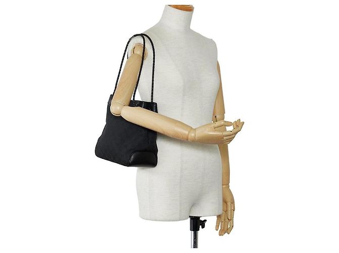 Bolsa Gifford em canvas com logo GG da Gucci Preto - vista 14