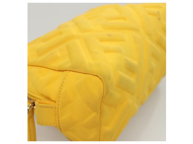 Pochette FENDI in nylon giallo oro Auth bs24840 D'oro - vista 11