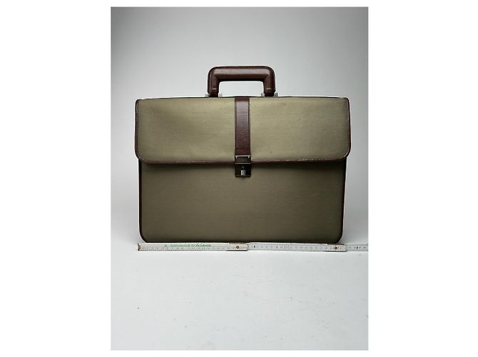 Valigetta in pelle e tela vintage Givenchy marrone khaki Cachi - vista 12