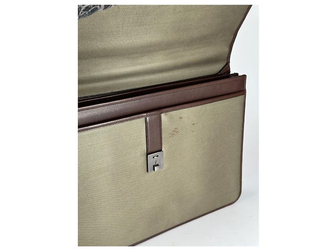 Valigetta in pelle e tela vintage Givenchy marrone khaki Cachi - vista 4