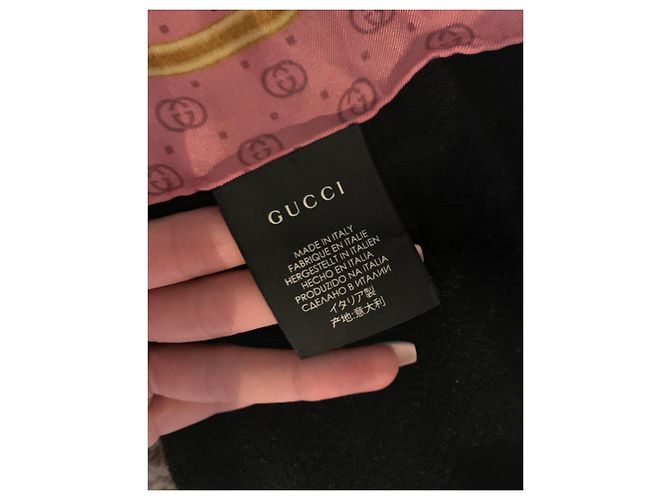 Sciarpa in seta Gucci GG Snake rosa Beige - vista 5