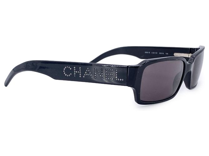 Timeless Chanel Occhiali da sole vintage neri unisex mod. 5060-B 55/16 135mm Nero - vista 3