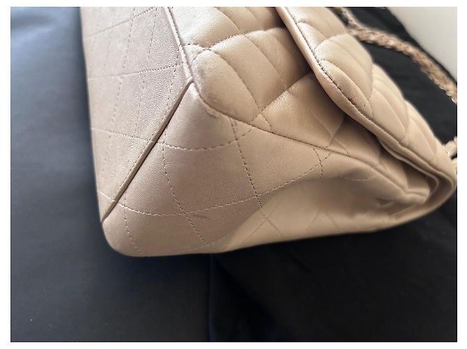 Borsa Chanel Maxi Double Flap Beige in Pelle - vista 5