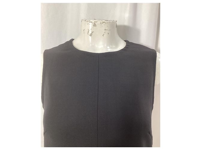Vestido de longitud a la rodilla en lana virgen negra con detalle de botón Escada - vista 12