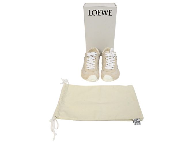 Loewe Ballet Runner 2.0 Sneakers aus beigem Kalbsleder - Ansicht 11