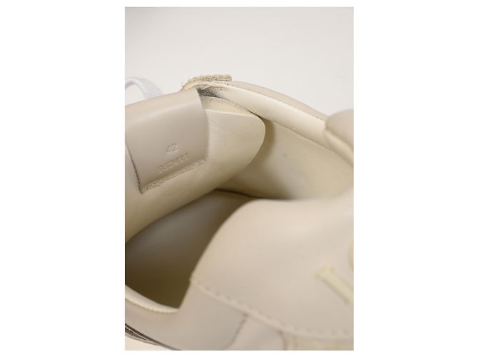 Loewe Ballet Runner 2.0 Sneakers aus beigem Kalbsleder - Ansicht 21