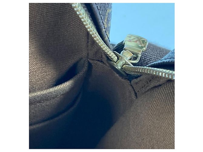 Borsa a Spalla Trotter Bobur Monogram Louis Vuitton Marrone - vista 16