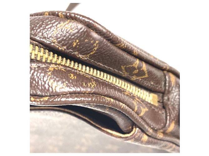 Borsa a Spalla Trotter Bobur Monogram Louis Vuitton Marrone - vista 9