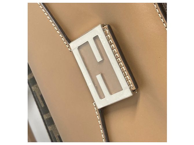 Borsa Fendi Zucca Soft Trunk Marrone Beige - vista 9