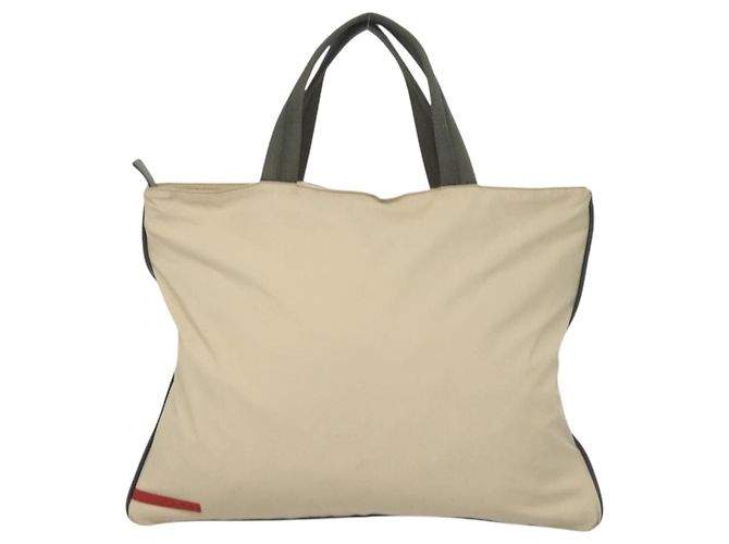 Tote PRADA Borsa sportiva in nylon beige argento Auth ti2991 - vista 13