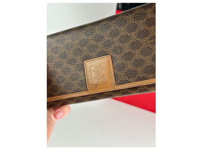 Triomphe Céline Vintage Celine Paris Leather monogram Wallet Brown - view 8