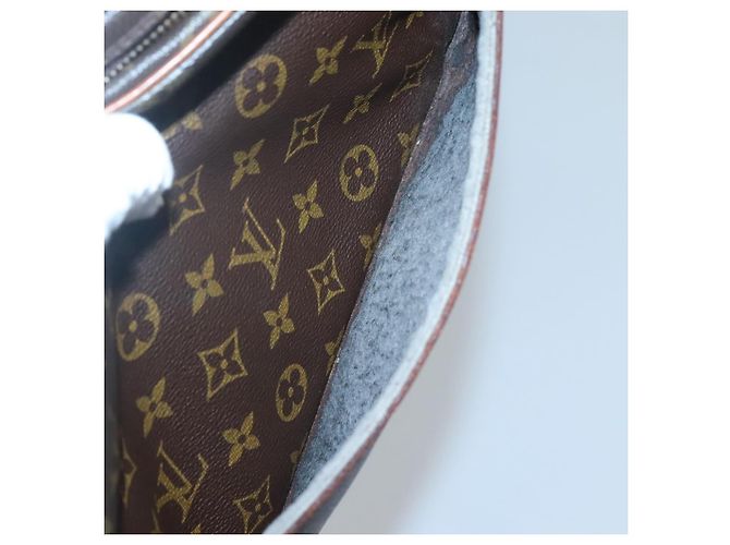 LOUIS VUITTON Clutch Compiegne 28 M51845 LV Auth hk2441 Monograma - vista 11