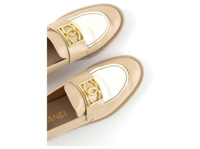 Chanel Mocassini in pelle beige - vista 4