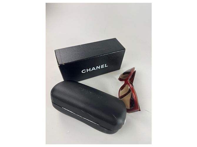 Vintage Chanel CC Sonnenbrille rot - Ansicht 2