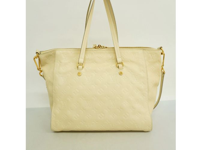 Borsa Tote PM Lumineuse in Monogram Empreinte Louis Vuitton Bianco - vista 12