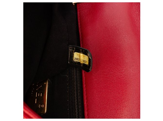 Chanel Rosso Piccolo in Pelle Trapuntata con Catena - vista 5