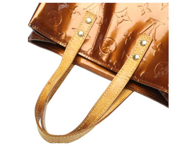 Borsa Louis Vuitton Reed PM Vernis Mini Bronzo - vista 6