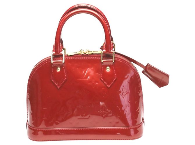 Borsa Alma BB in Monogram Vernis Louis Vuitton Rosso - vista 3