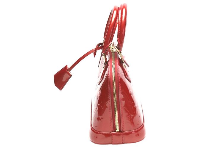 Borsa Alma BB in Monogram Vernis Louis Vuitton Rosso - vista 5
