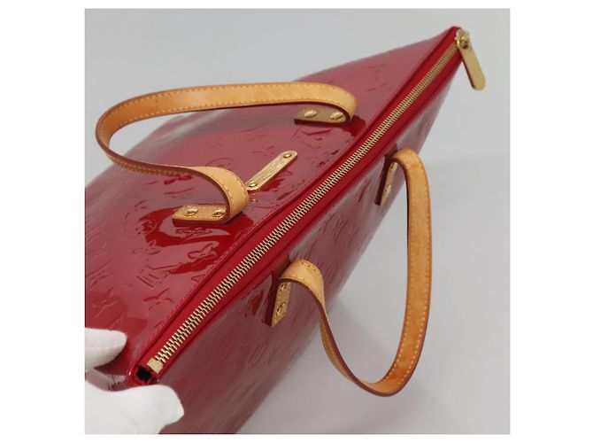 LOUIS VUITTON Borsa Bellevue PM Monogram Vernis Pomme D'amour M93583 Auth 121048 Rosso - vista 6