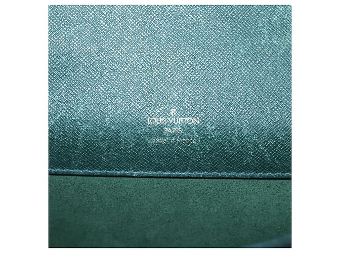 LOUIS VUITTON Taiga Serviette Kourad Borsa da Lavoro Épicea M30074 LV Auth ti3037 - vista 18