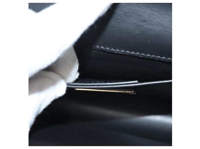 Borsa a spalla in pelle nera e oro Gancini Chain di Salvatore Ferragamo Auth 120981 Nero D'oro - vista 21