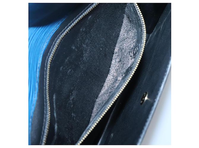 LOUIS VUITTON Epi Montaigne 27 Clutch Blu M52655 LV Auth 121415 - vista 10