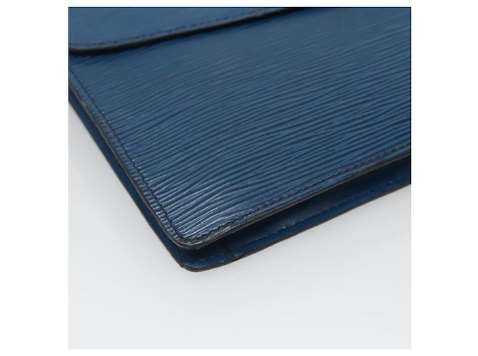 LOUIS VUITTON Epi Montaigne 27 Clutch Blu M52655 LV Auth 121415 - vista 15
