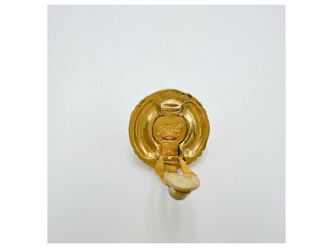 Vintage vergoldete Clip-Ohrringe von Chanel Golden - Ansicht 6