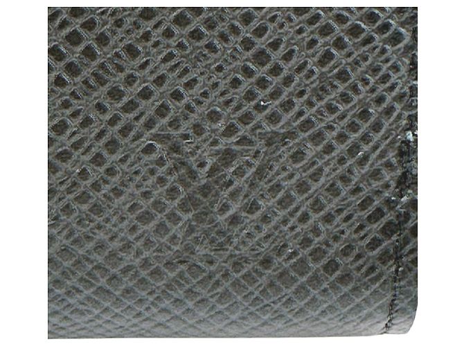 Louis Vuitton Taiga Coin Purse Black Grey - view 10