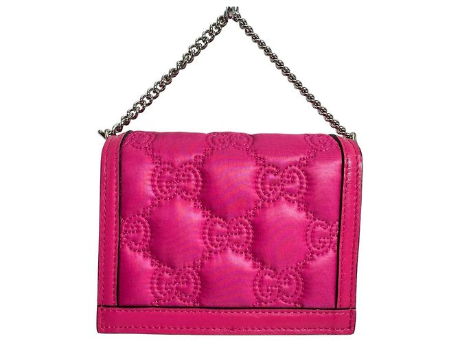 Borsa a mano Gucci GG Mini Matelassé in nylon Rosa - vista 3