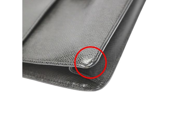 Borsa Clutch Selenga Taiga di Louis Vuitton Nero - vista 7