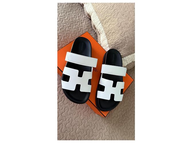 Hermès Sandalen Weiß - Ansicht 3