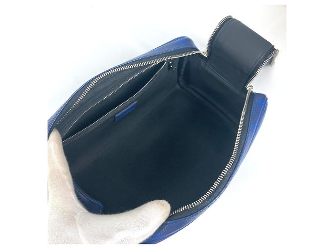 Poche de toalete Louis Vuitton Taiga Rama Azul - vista 10