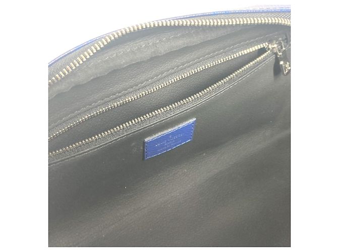 Poche de toalete Louis Vuitton Taiga Rama Azul - vista 11