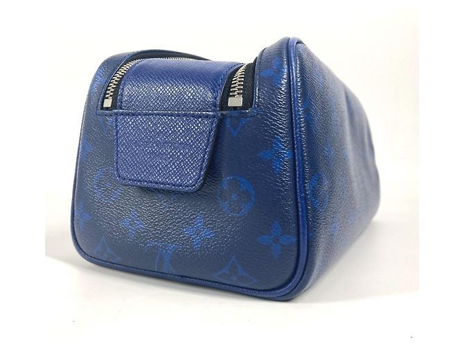 Poche de toalete Louis Vuitton Taiga Rama Azul - vista 3