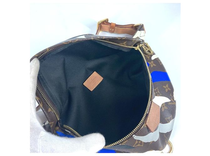 Borsa a tracolla Louis Vuitton Monogram Collaborazione League of Legends Marrone Bianco Blu - vista 14